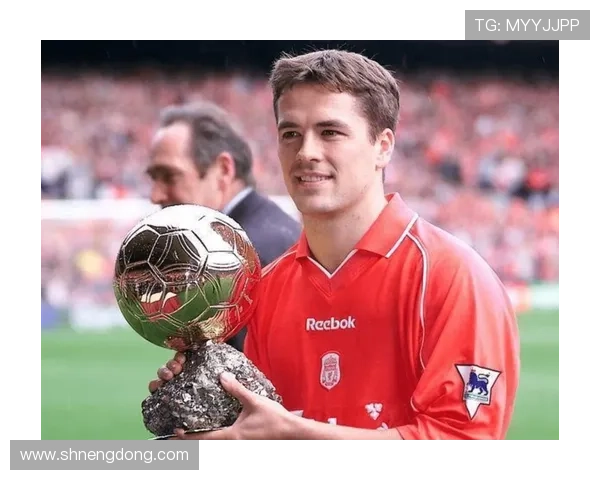 欧文与足球明星的精彩瞬间视频回顾与互动分享